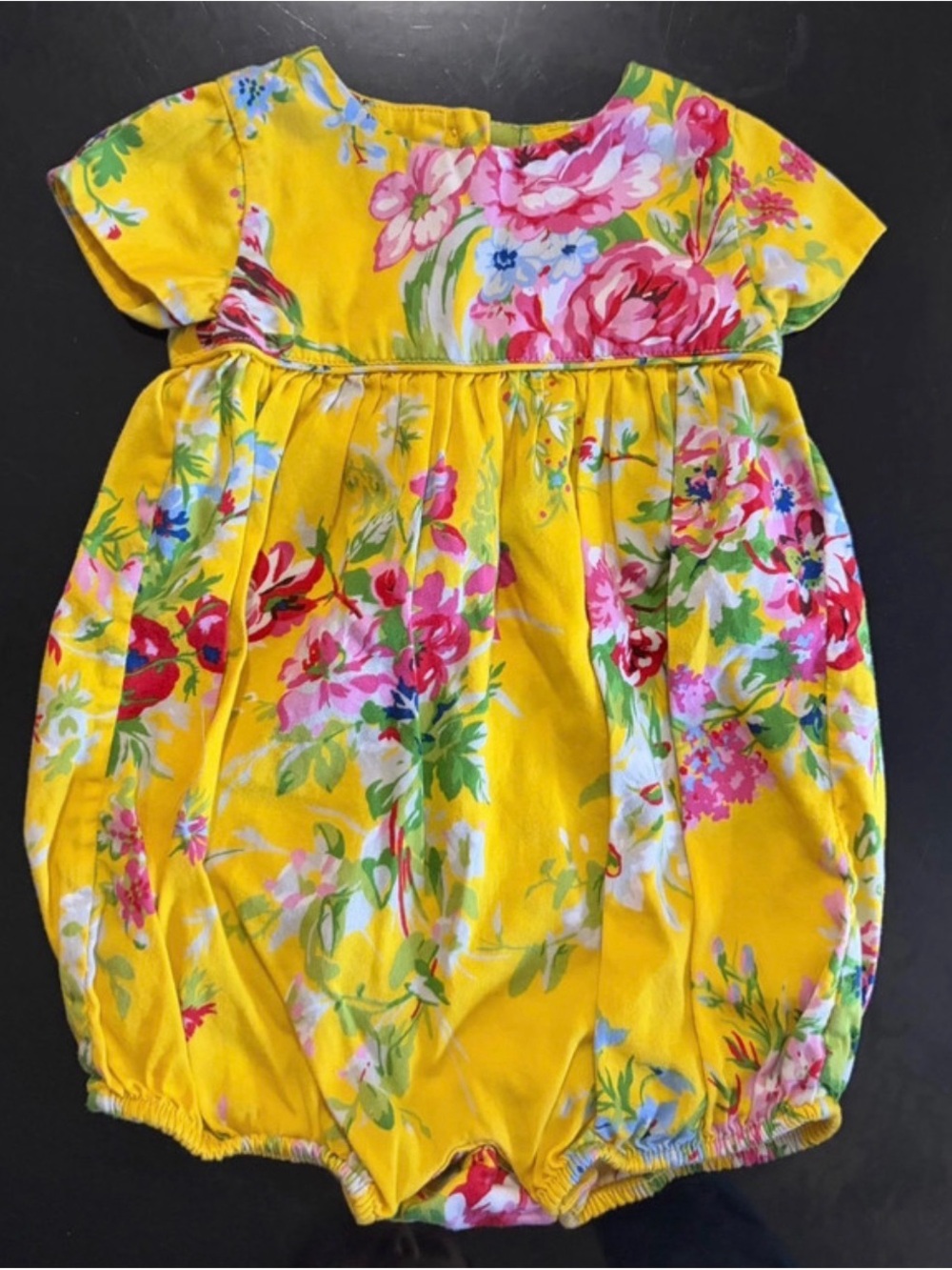 Ralph Lauren Yellow Floral Bubble Romper One
Piece size 9M